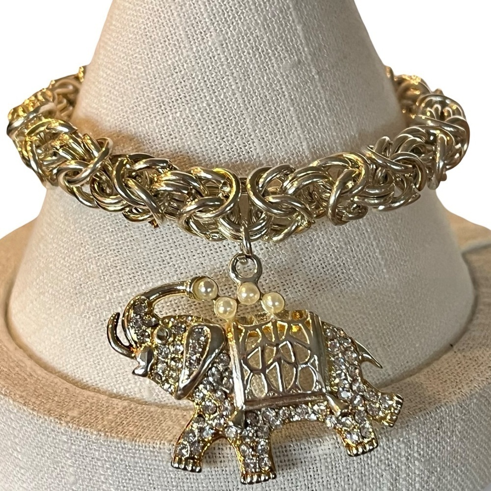 Silver Tone Adjustable  Elephant Charm Bracelet